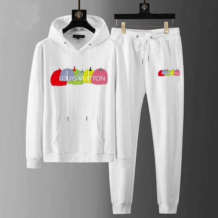 Picture of LV Sweater Suits _SKULVM-5XLkdtn17140968